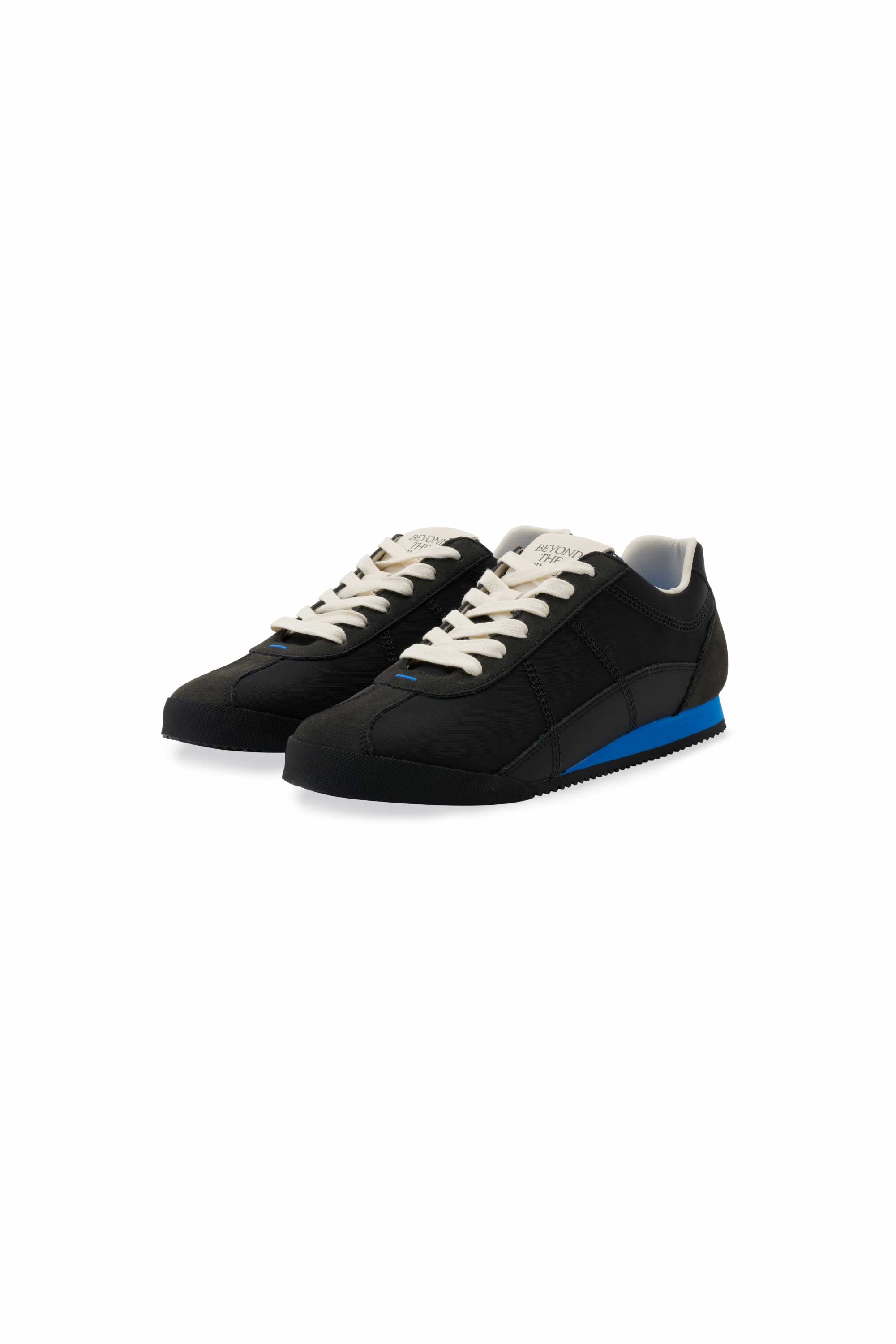 SNEAKERSBLACK_01.jpg?v=1770695808