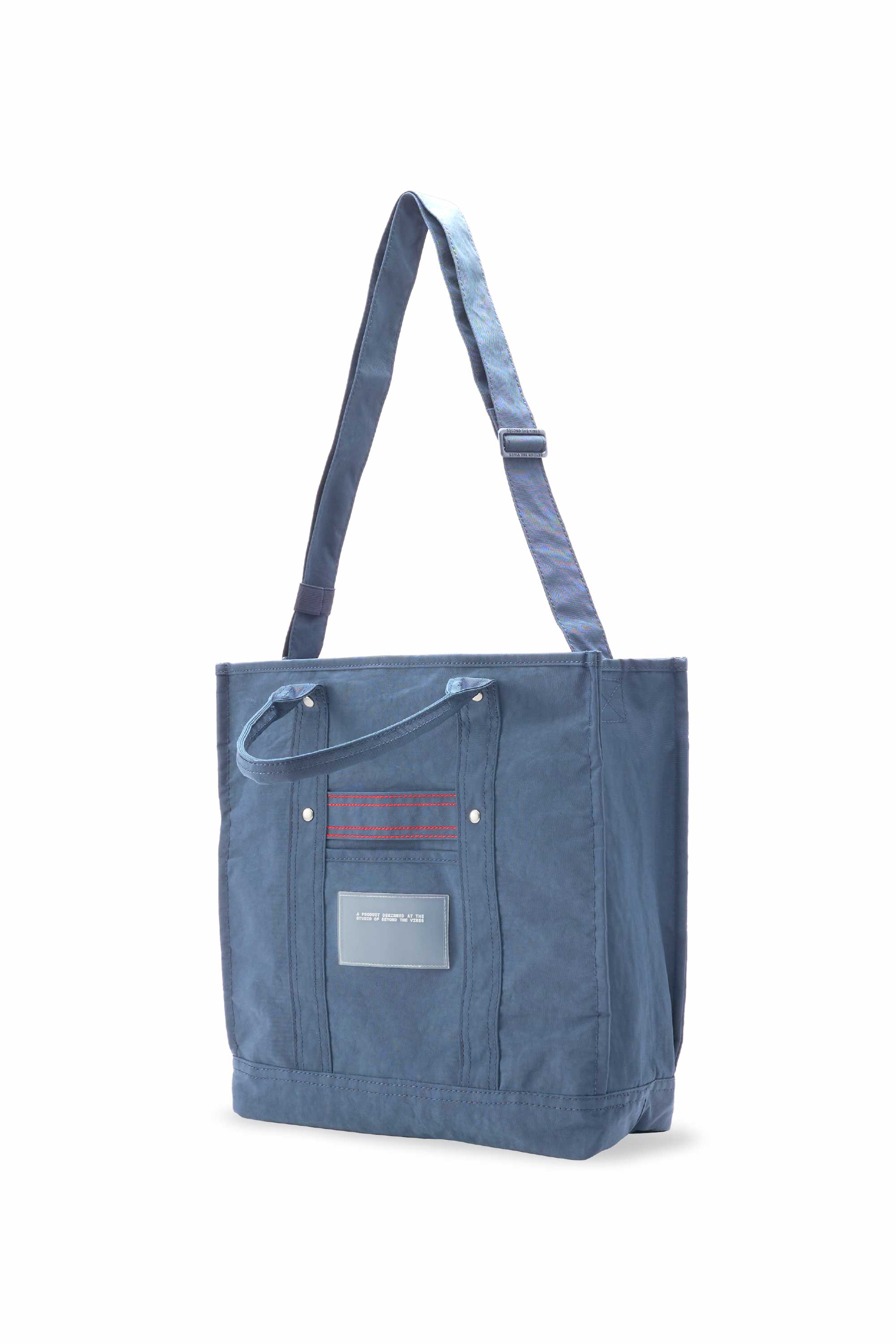 バッグ Beyond The Vines Crunch Carryall 02 CC02_STEELBLUE02.jpg?v=