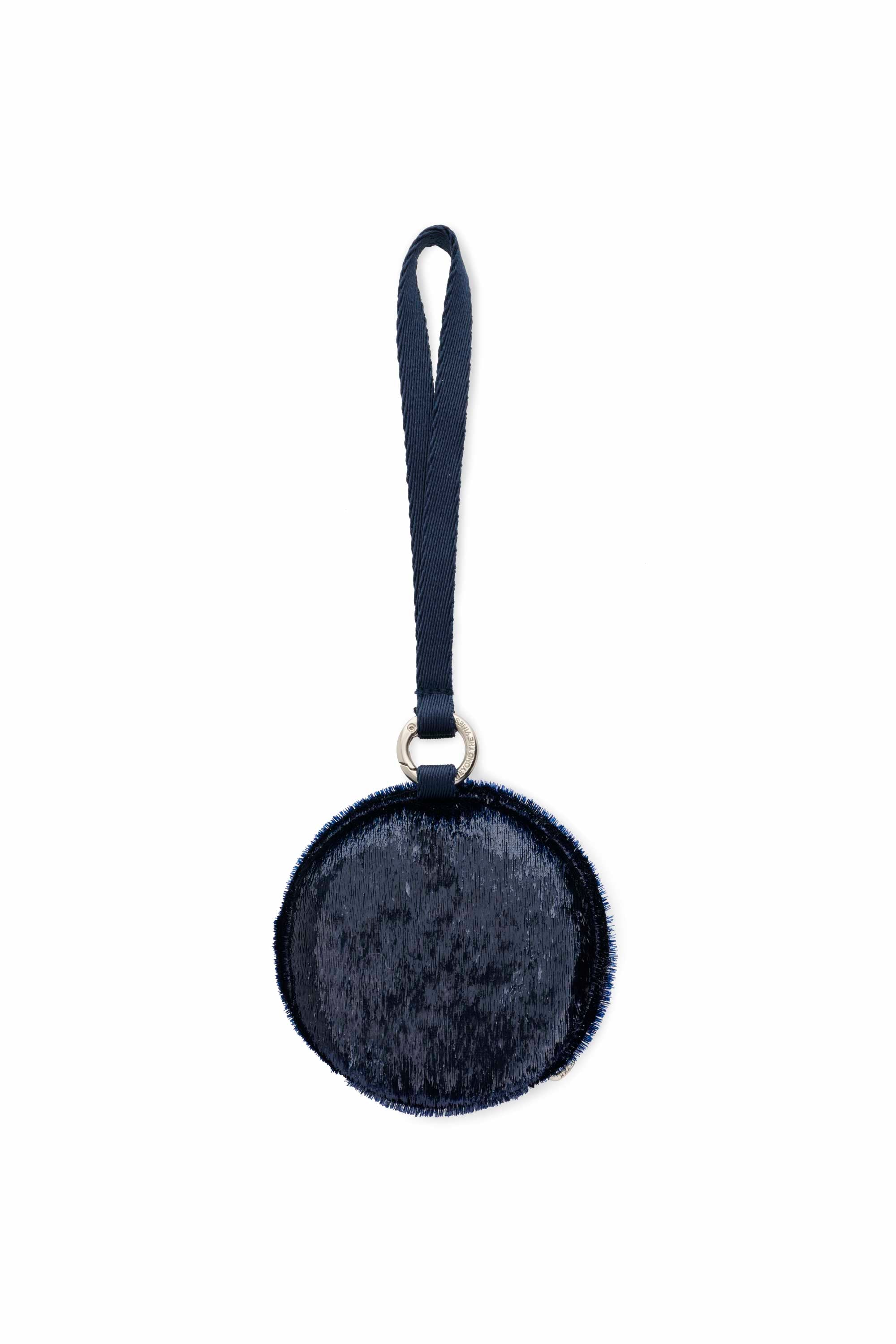 ホリデーラウンドポーチ | Beyond The Vines – Beyond The Vines Japan