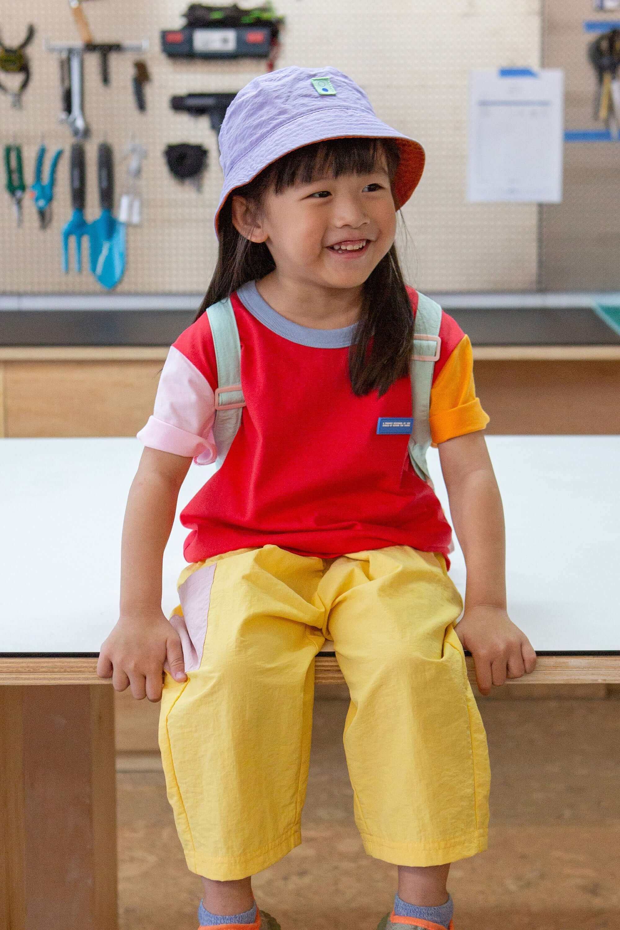 KIDSREDCOLOURBLOCKSHIRTWEB_dab