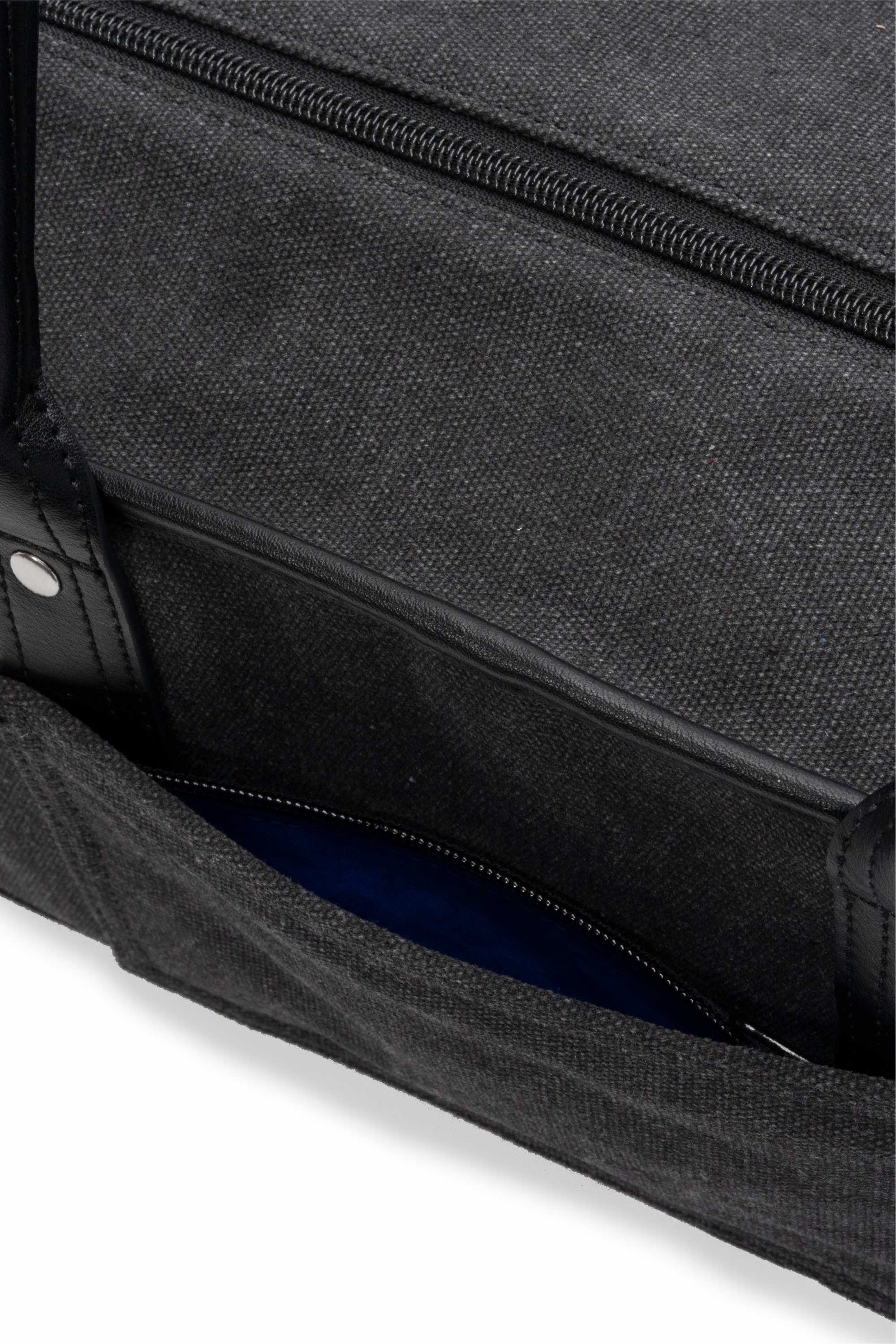 Tonal Washed Black
