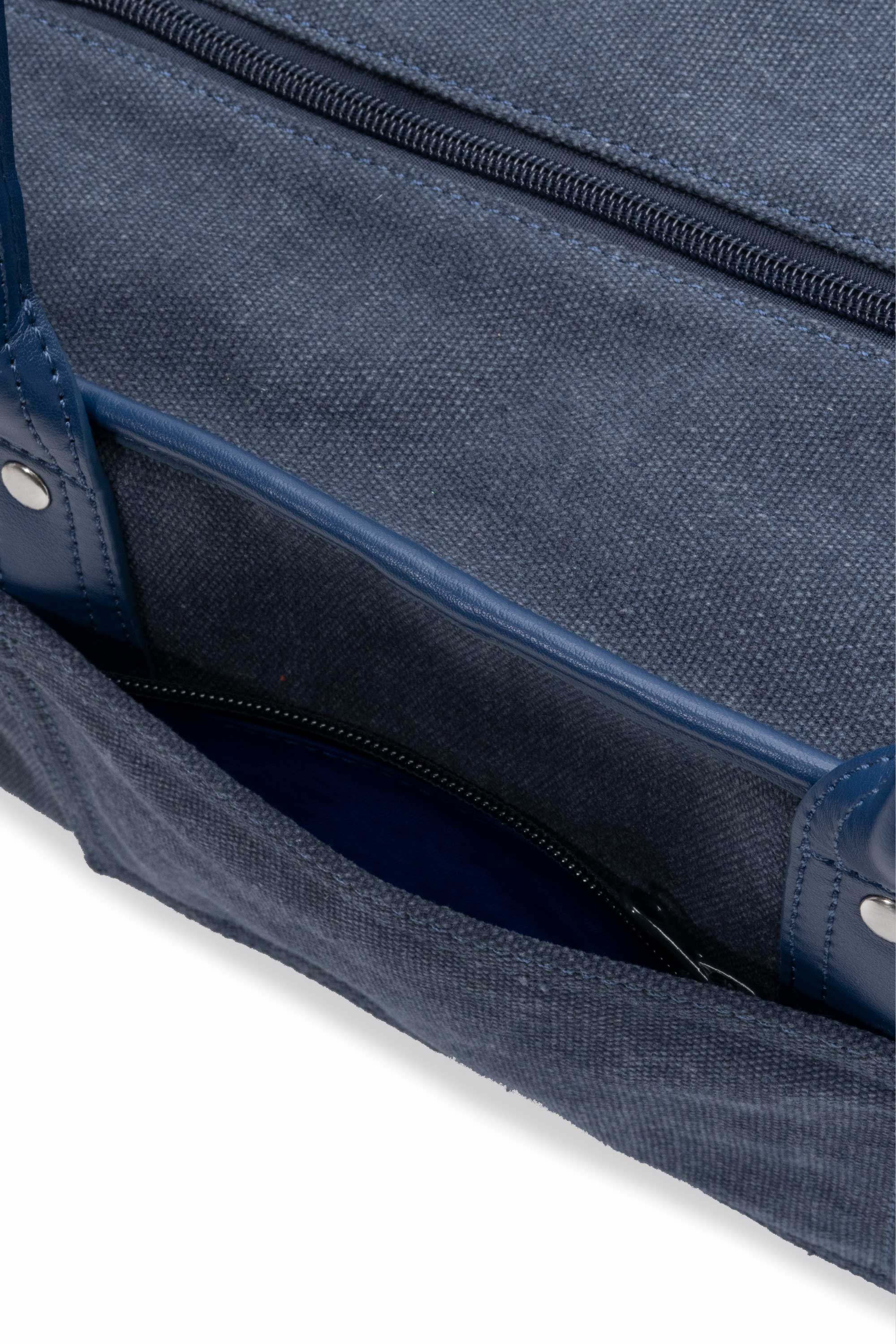 Tonal Washed Navy