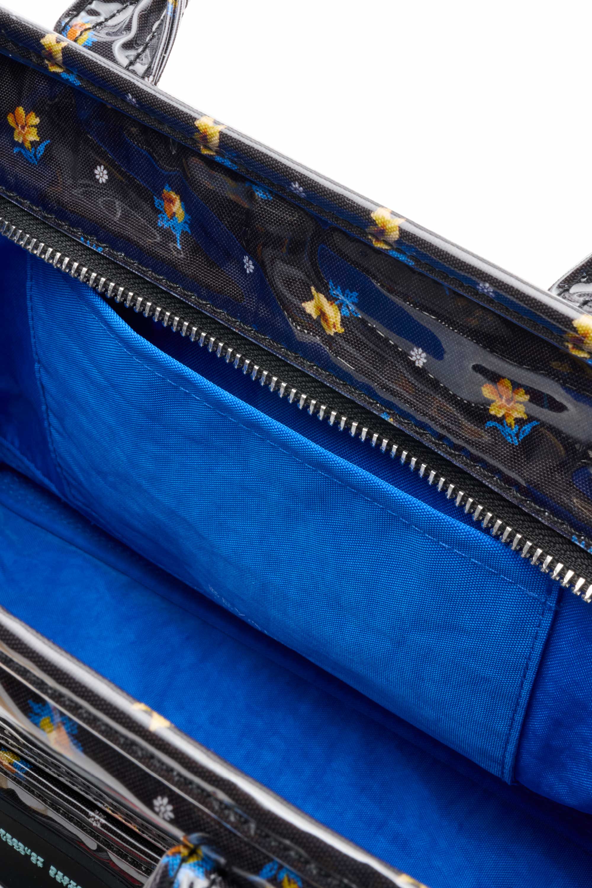 BTV_LIBERTY FABRIC Crunch Carryall 03 | ビヨンド・ザ・ヴィンズ