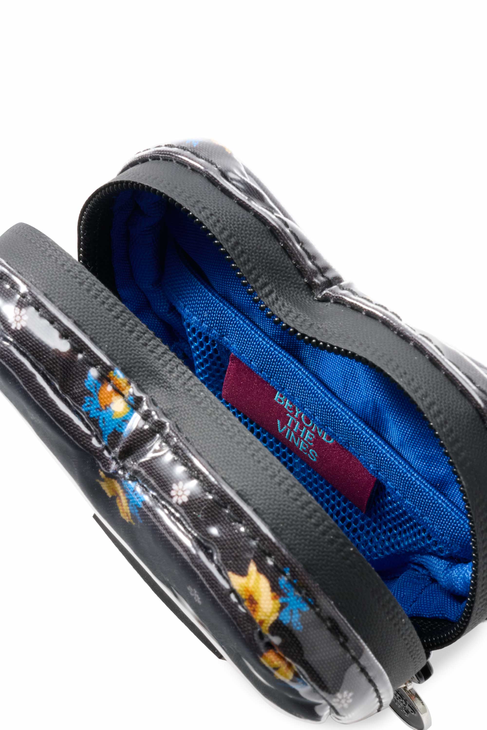 BTV_LIBERTY FABRIC Heart Pouch | ビ Beyond The Vines – Beyond The BTV_LIBERTY FABRIC Heart Pouch | ビ Beyond The Vines – Beyond The