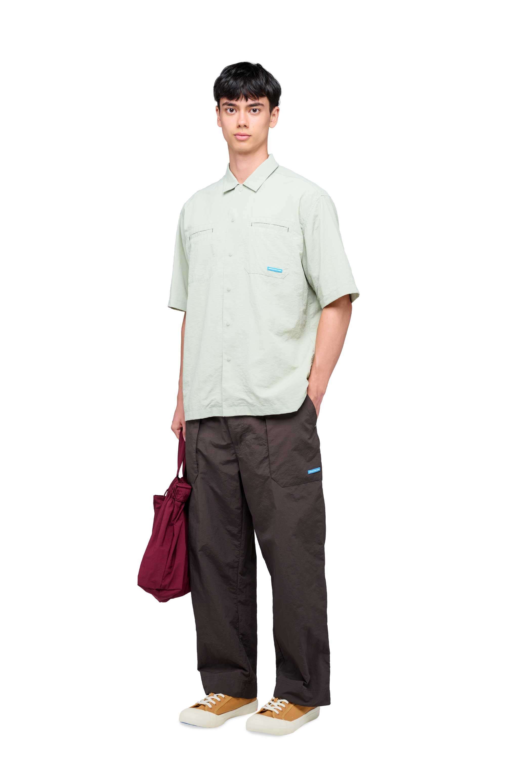 THE VINES ネイビー Tシャツ L 日本で新着ウィメンズウェアをオンラインショッピング | Beyond The