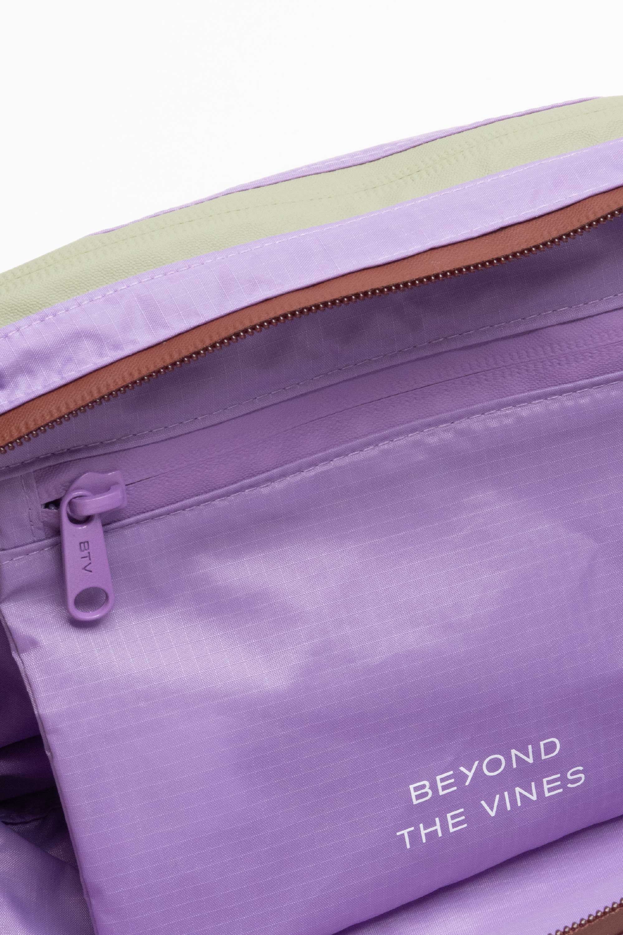 NEWPARAPOUCH_LILAC07.jpg?v=