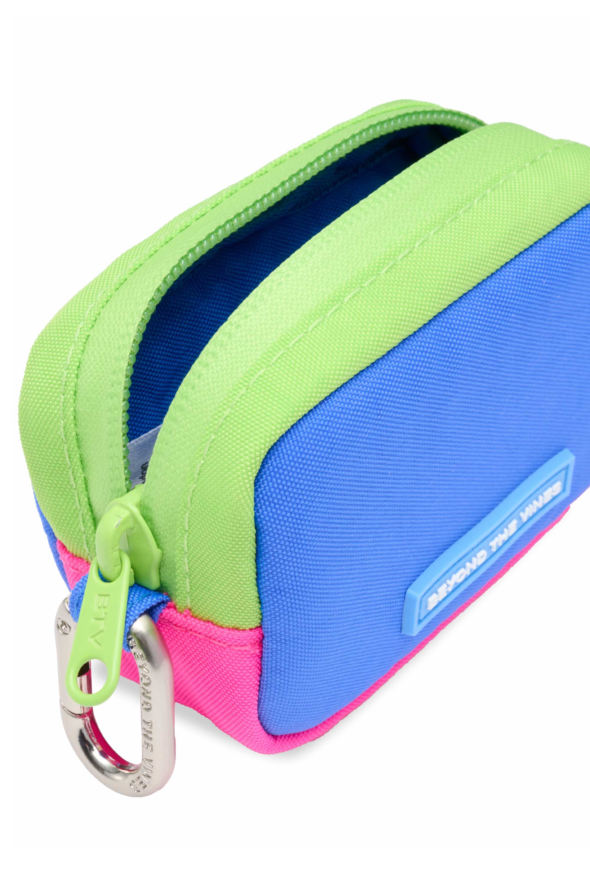 P0PPOUCH_COLORBLOCKCOBALT03_27