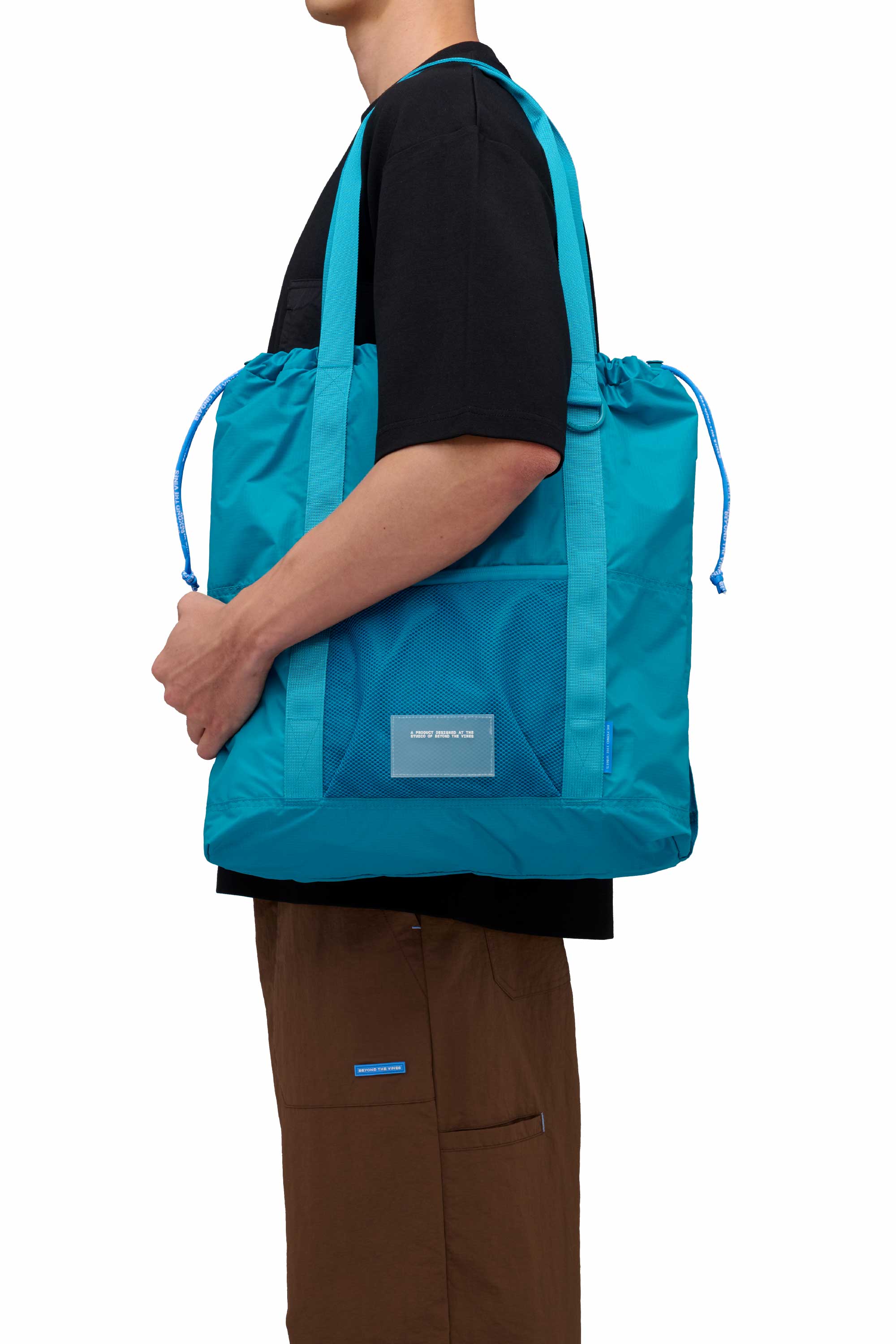 BEYOND THE VINES parapack 002 リュック PAPARACK_002_TURQUOISE_M02.jpg