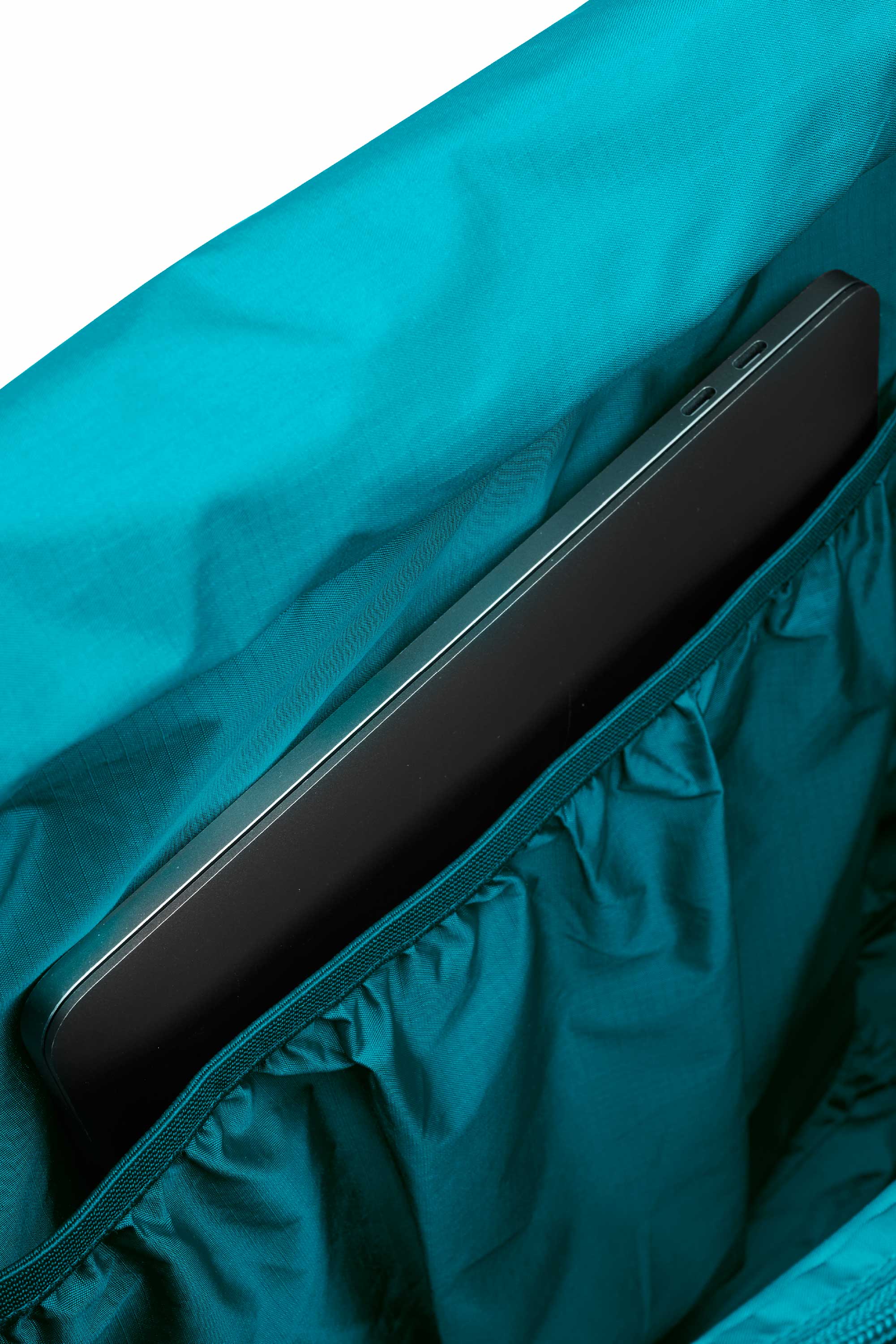 PARAPACK_02_TURQUOISE_07.jpg?v