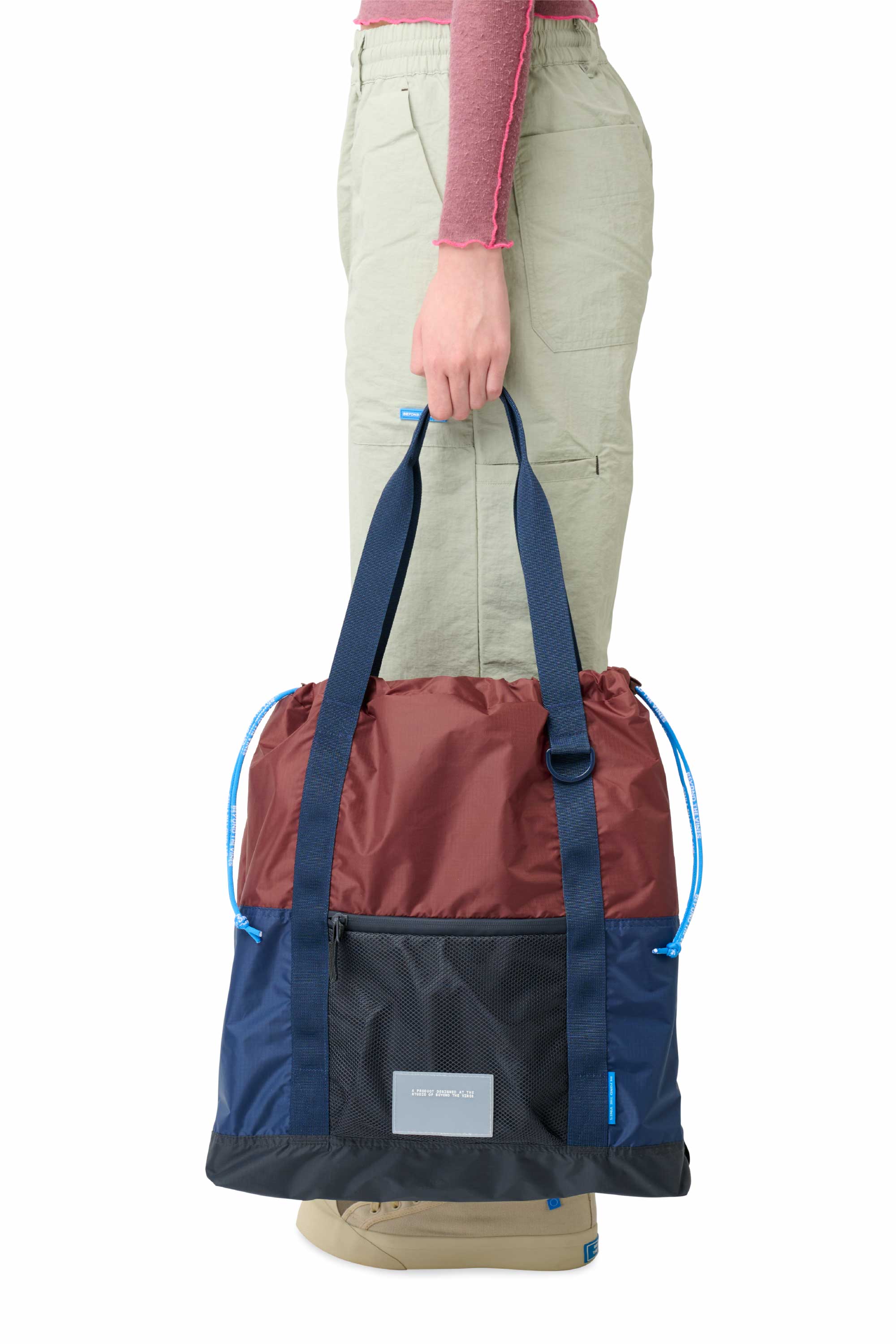 新品未使用 BEYOND THE VINES parapack 002 PARAPACK02_FOREST01_03359e01-