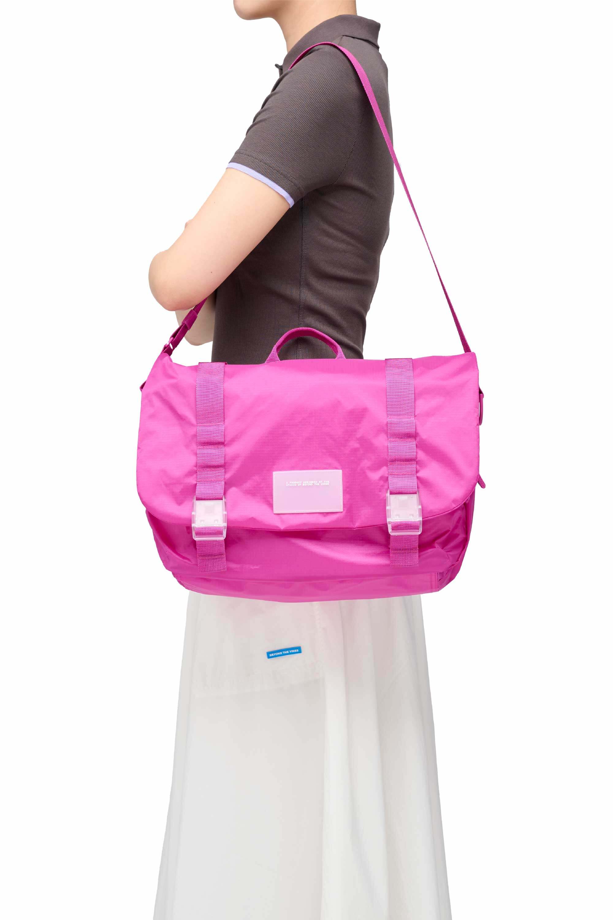 PS02LOOKBOOK_PINK02.jpg?v=