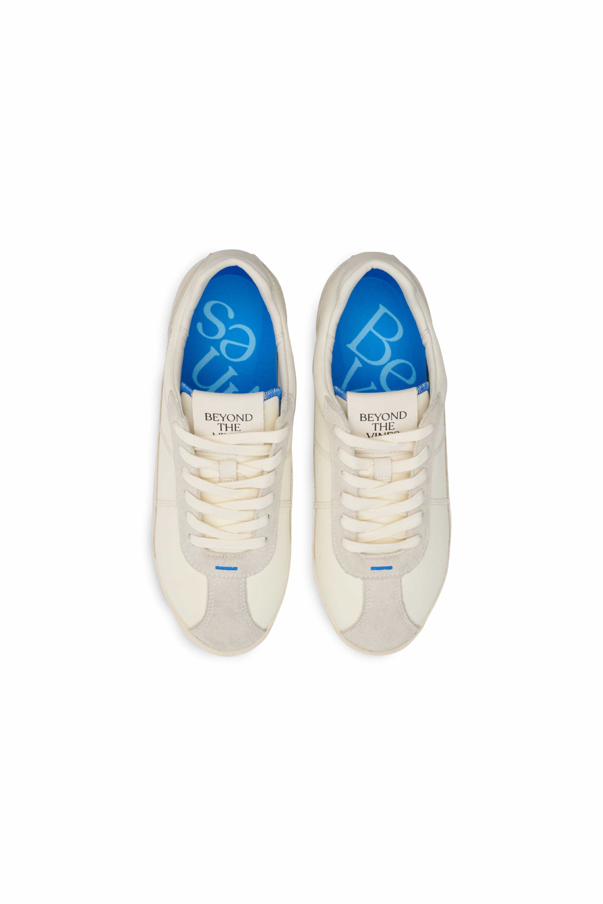 SNEAKERSWHITE_03.jpg?v=