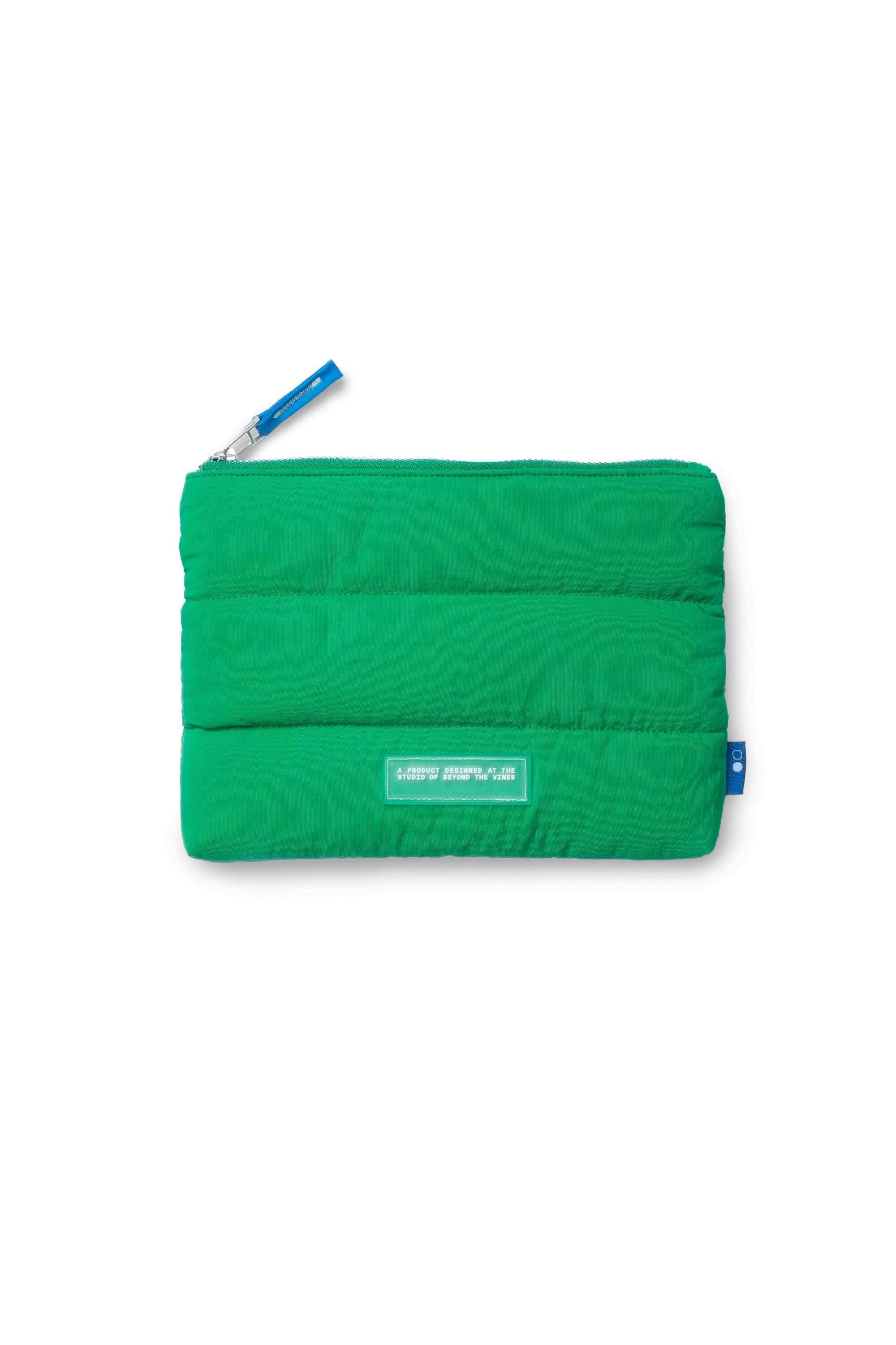 トートバッグ [BEYOND THE VINES]Mesh Poofy Pouch SUPERPANELLIMEPOUCH01.png?v=